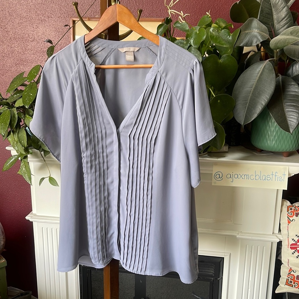 H&M Gray Women’s Pleated Blouse